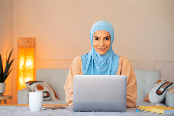 Female Quran teacher online for women and girls in Alabama